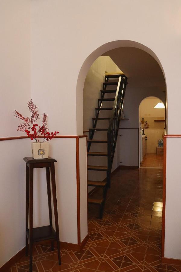Casa Mafalda Aradeo Екстериор снимка